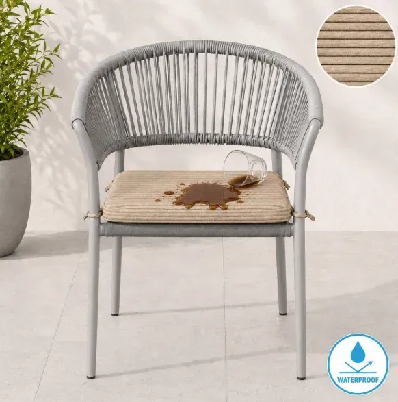 Waterproof chair seat cover for cafés